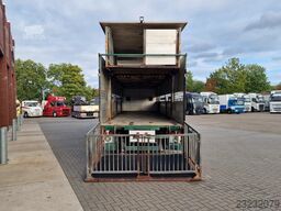 Scania P114-340 8x2*6 - Livestock 1 deck / Cattle - 3x...