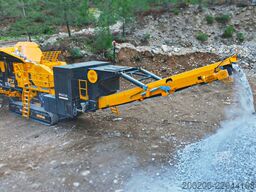 FABO crusher 150-300 TPH Mobile Jaw Crusher