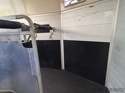 HUMBAUR Xanthos 2 Pferdeanhänger 2,4t Vollalu