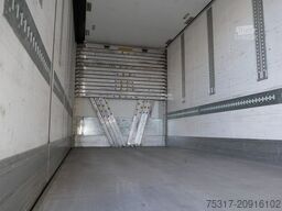 SCHMITZ CARGOBULL SKO 24/ SEITLICHE TÜREN / FALTWAND/ LIFT /2,75