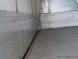 SCHMITZ CARGOBULL SKO 24/ SEITLICHE TÜREN / FALTWAND/ LIFT /2,75