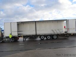 SCHMITZ CARGOBULL SKO 24/ SEITLICHE TÜREN / FALTWAND/ LIFT /2,75
