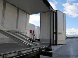 SCHMITZ CARGOBULL SKO 24/ SEITLICHE TÜREN / FALTWAND/ LIFT /2,75