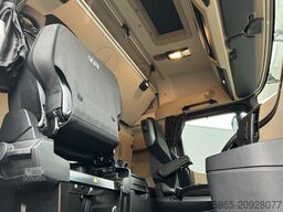 Mercedes-Benz Actros 1842 StreamSpace / 424 dkm / NL Truck / ...