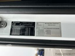 Mercedes-Benz Actros 1842 StreamSpace / 424 dkm / NL Truck / ...