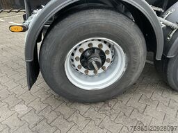 Renders Euro 800 / Container 20 - 30 - 40 - 45 ft / Dru...