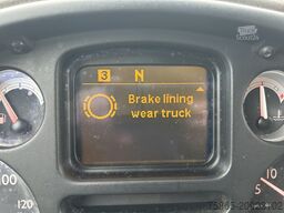 DAF LF 45 210 EEV / 466 dkm / Box Truck / Loadlift ...