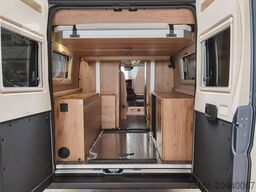 KARMANN DEXTER 635 / - 2026 - / XXL - HUBBETT -LÄNGSBETT