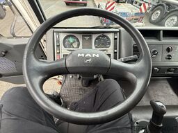 MAN LE 11.220C 4x2 EURO3 SKRZYNIA Z HDS HIAB 071