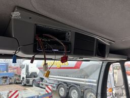 MAN LE 11.220C 4x2 EURO3 SKRZYNIA Z HDS HIAB 071