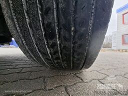 Krone Curtainsider Mega