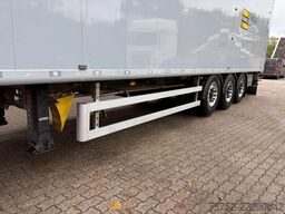 Kraker K-Force 92m3 10MM Cargo Floor Liftas
