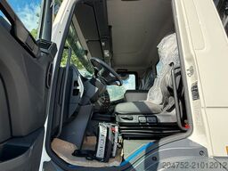 MAN TGM 18.320 4x4 Hiab 228-4 Kran