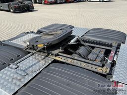 Scania S 560 A6x2/4NB RETARDER FULL AIR PTO SLIDE DISH