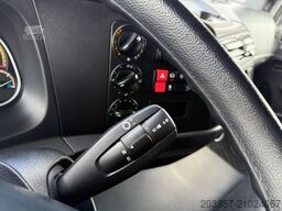 MERCEDES-BENZ Atego 821/ mit Heizfunktion, isoliert/ 3-Sitzer