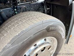 MERCEDES-BENZ Actros 1846 / Retarder / Schubboden