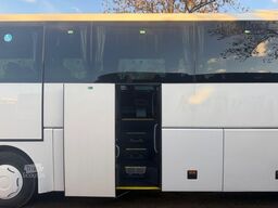 MAN R08 Lion?s Coach