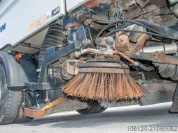 MERCEDES-BENZ 1018 Atego Straßenreiniger Faun VIAJET 5 R