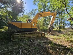 hyundai robex 210