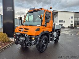 Mercedes-Benz U 218 4x4 Winterdienst, Hydrostat, Zapfwelle