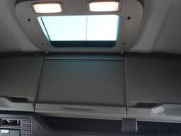 MAN TGX 33.580 6x4 tractor unit / GVM 70000