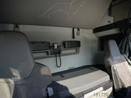 MAN TGX 33.580 6×4 tractor unit + trailer