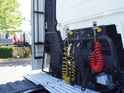 MAN TGX 18.420 tractor unit / 190 tho. km