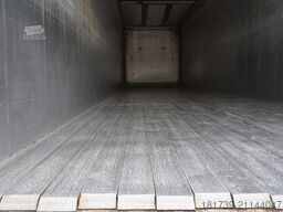 Schwarzmüller Walking floor semi-trailer / 2022