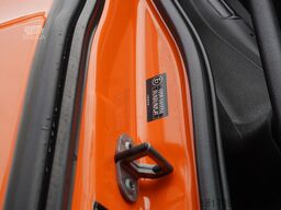 Mercedes-Benz Actros 2545 6×2 MP5 / FULL ADR / Curtain