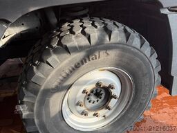 Mercedes-Benz Unimog U318