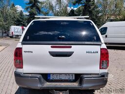 TOYOTA Hilux Double Cab Duty 4x4