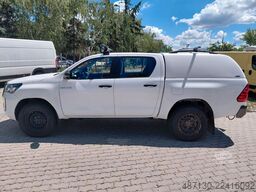TOYOTA Hilux Double Cab Duty 4x4