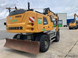 Liebherr A 920 Litronic