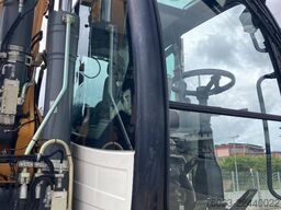 Liebherr A 920 Litronic