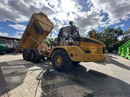Caterpillar 730