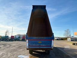 MERCEDES-BENZ AROCS 4145 8x8 EURO6 Muldenkipper