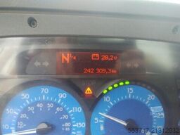 Renault Kerax 420.32