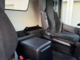 Mercedes-Benz Actros 1845