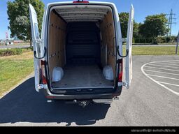 MERCEDES-BENZ Sprinter 319 4x4/SCHWINGSITZ/KAMERA/AHK3,50TO