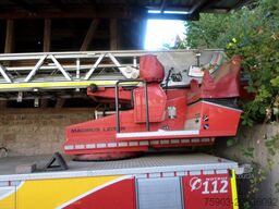 MAGIRUS DEUTZ Feuerwehr Drehleiter Magirus DLK 23/12    1 hand