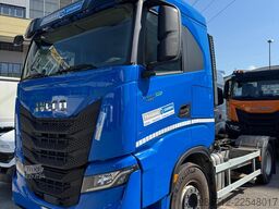 Iveco AS440X46T/P 1 LNG