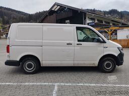 VW T 6 2,0 TDI BlueMotion Werkzeugregale