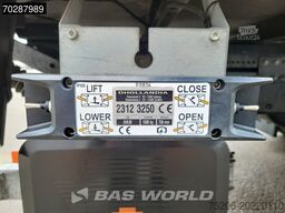 MAN TGL 12.250 4X2 Low Mileage! 1500kg Ladebordwand...