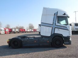 Autohaus Am Petersberg GmbH Autohaus Am Petersberg GmbH Autohaus Am Petersberg GmbH