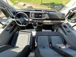 VW CRAFTER 6 SITZER KLIMAAUTO. ACC NAVI KAMERA PDC