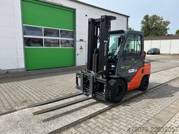 TOYOTA 02-8FGJF35 / 3.500 kg / Triplex