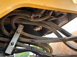 CATERPILLAR CS - 563 E / Walzenzug / 6 Zylinder / Planiersch