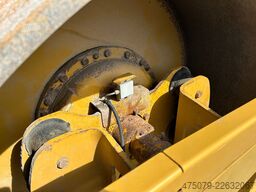 CATERPILLAR CS - 563 E / Walzenzug / 6 Zylinder / Planiersch