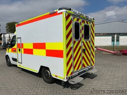 RENAULT Master / Rettungswagen Trage / Liege