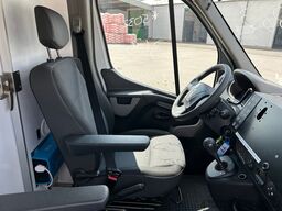 RENAULT Master / Rettungswagen Trage / Liege